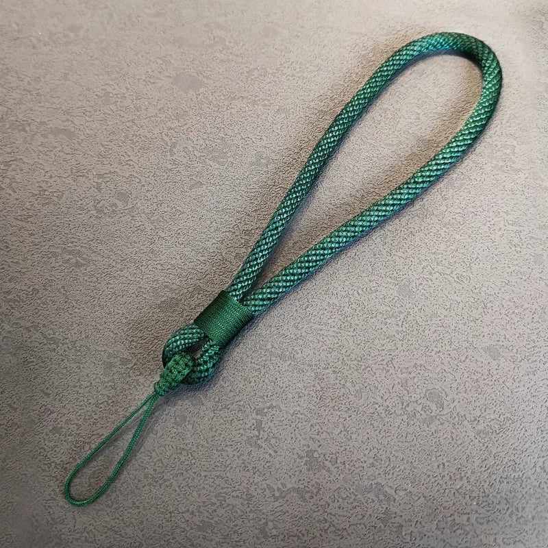 Mobile Phone Lanyard Short Wrist Rope Reinforced Color Matching Hand-woven Pendant Female Male Accessories Anti-loss Lanyard.