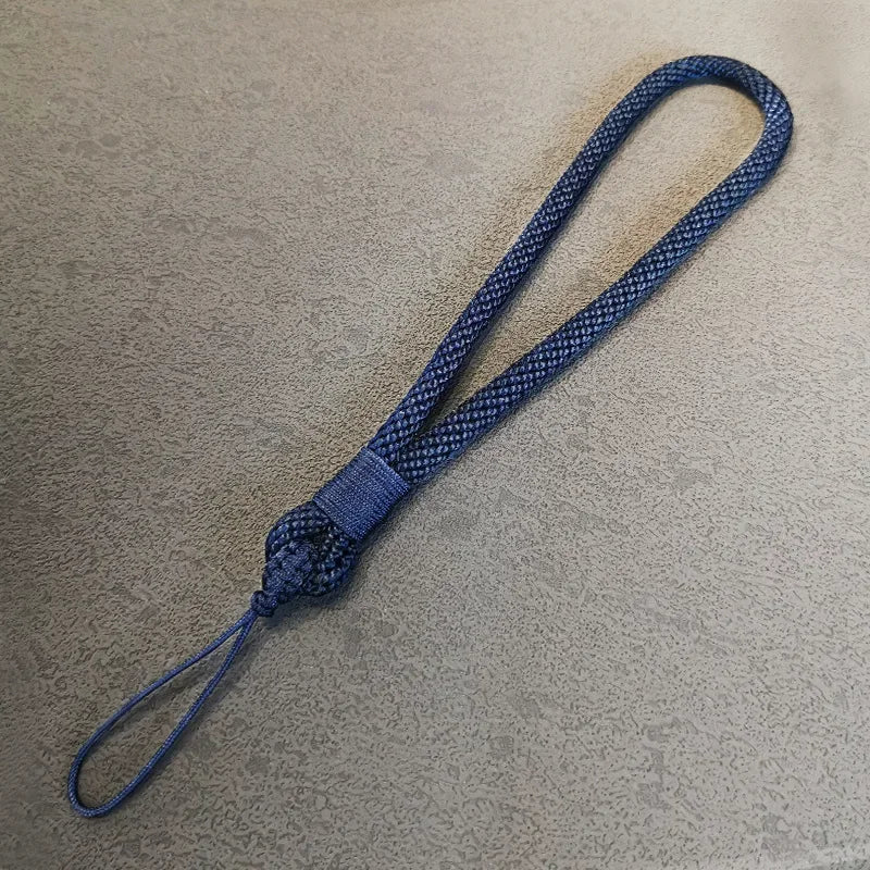 Mobile Phone Lanyard Short Wrist Rope Reinforced Color Matching Hand-woven Pendant Female Male Accessories Anti-loss Lanyard.